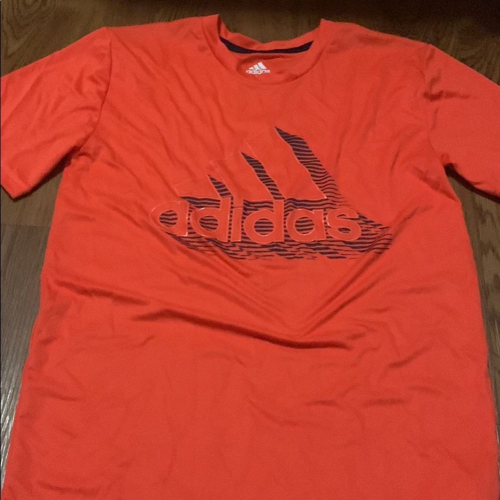 Adidas boys medium shirt
